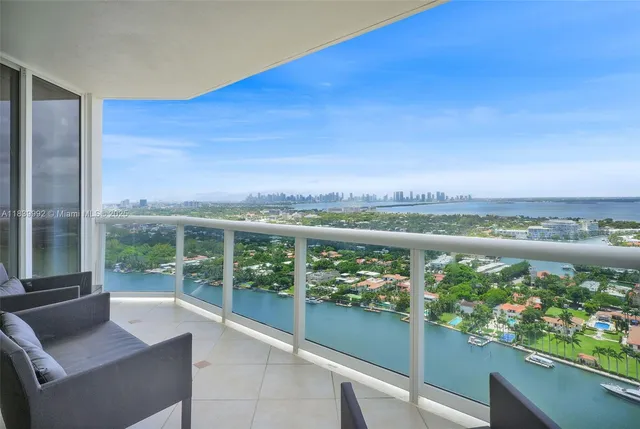 $5,500 | 4779 Collins Avenue, Unit 3406, Miami Beach, FL 33140