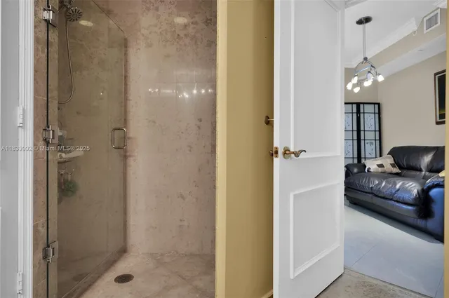 $5,500 | 4779 Collins Avenue, Unit 3406, Miami Beach, FL 33140