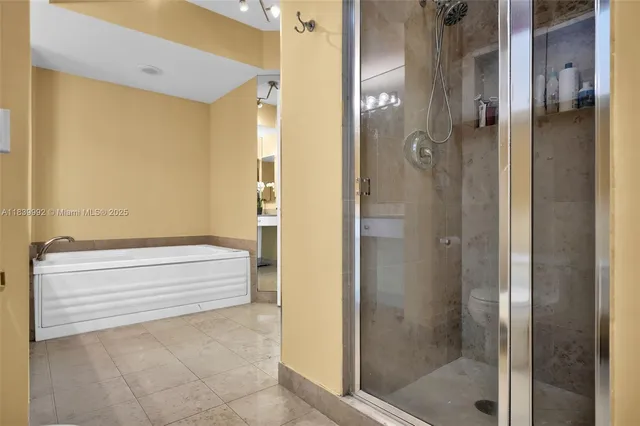 $5,500 | 4779 Collins Avenue, Unit 3406, Miami Beach, FL 33140