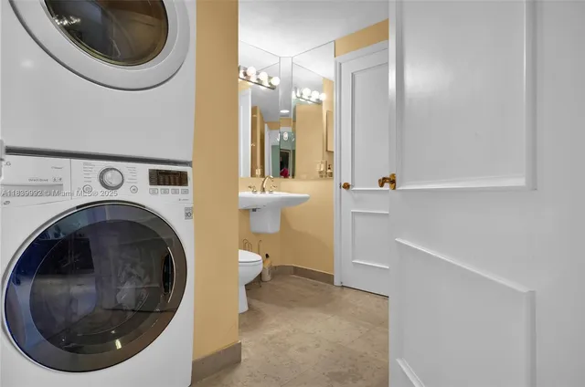 $5,500 | 4779 Collins Avenue, Unit 3406, Miami Beach, FL 33140