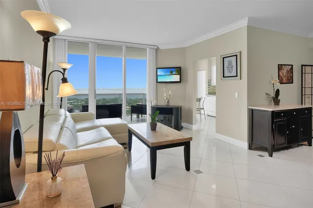 $5,500 | 4779 Collins Avenue, Unit 3406, Miami Beach, FL 33140