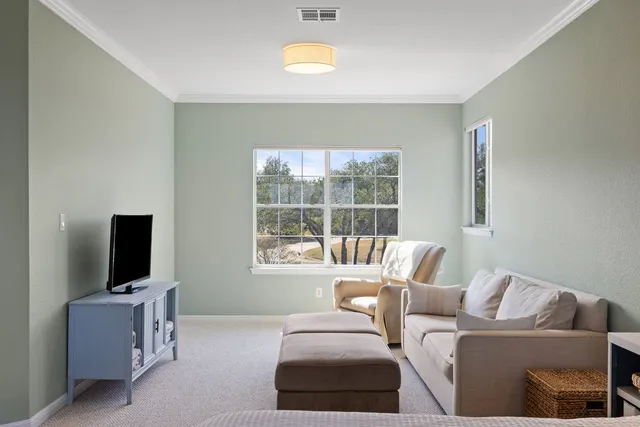 $929,000 | 19200 White Horse Cove, Spicewood, TX 78669