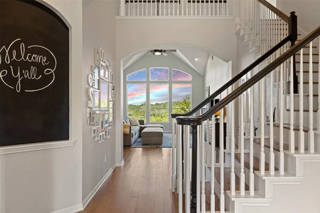 $929,000 | 19200 White Horse Cove, Spicewood, TX 78669