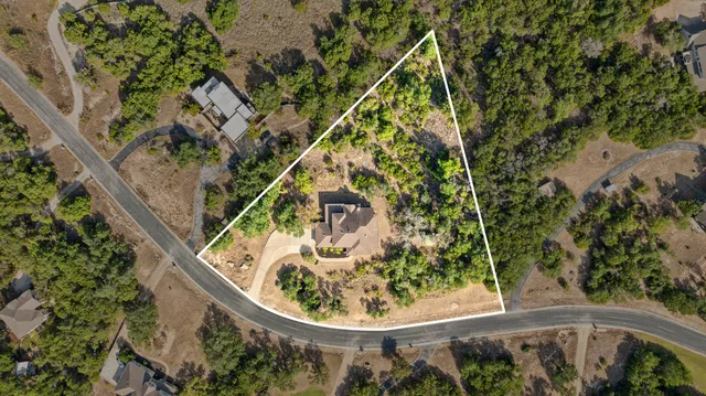 $929,000 | 19200 White Horse Cove, Spicewood, TX 78669