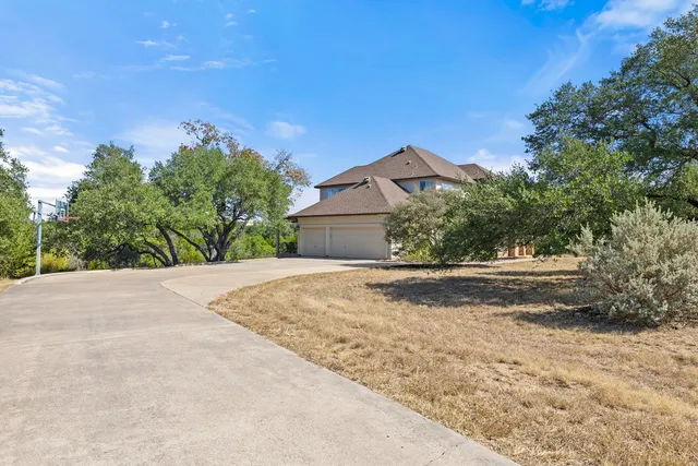$929,000 | 19200 White Horse Cove, Spicewood, TX 78669