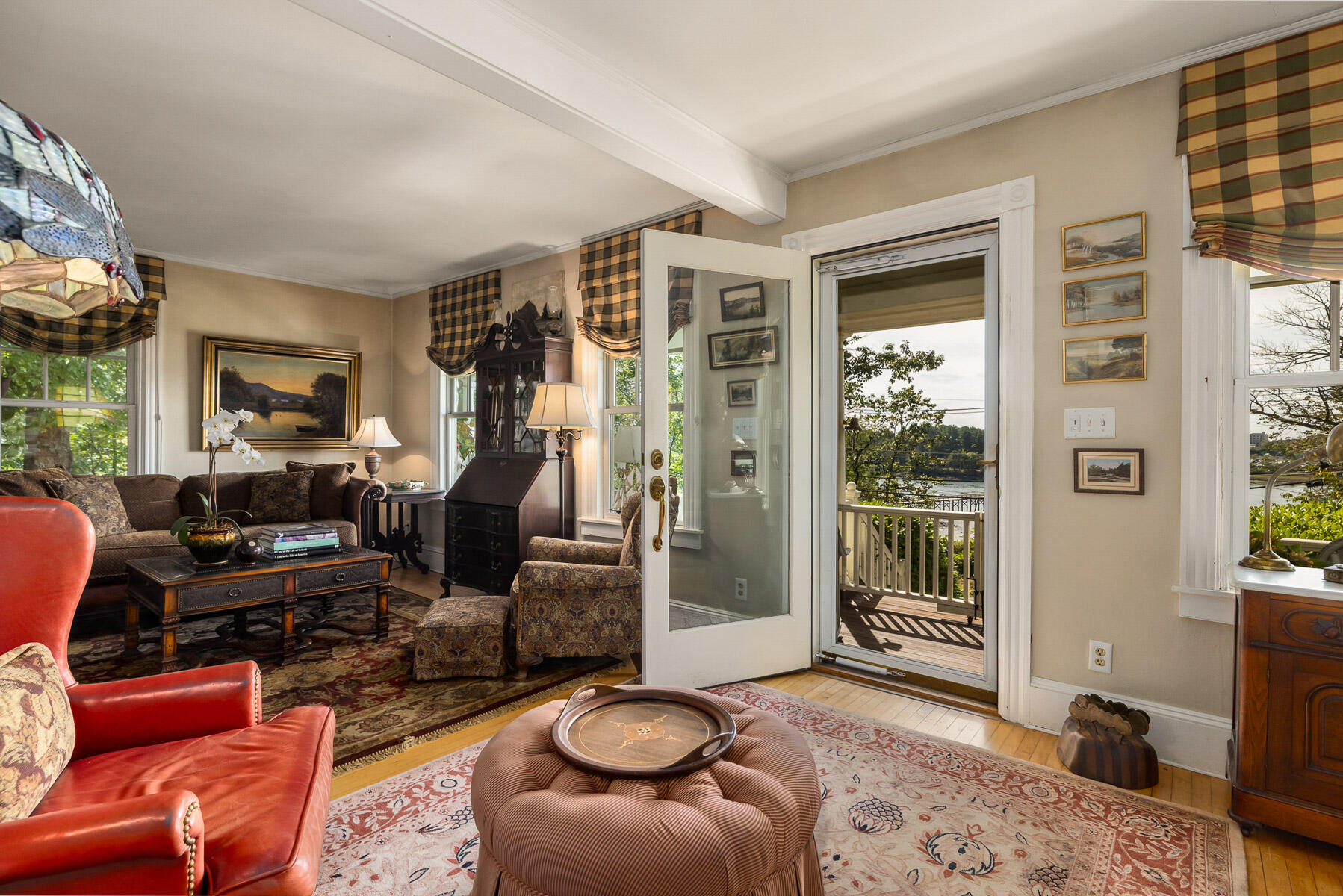 205 Whipple Road Kittery, ME 03904 - Photo 25 of 58 Living room view #3