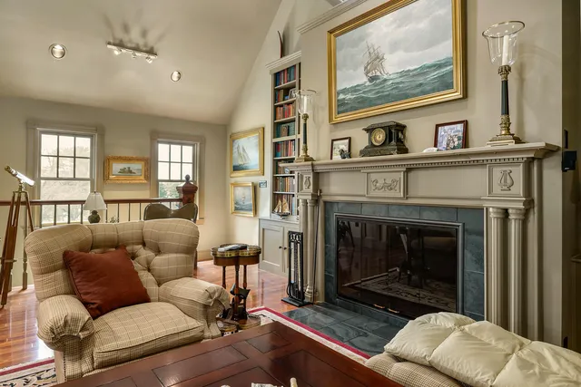 $1,750,000 | 205 Whipple Road, Kittery, ME 03904