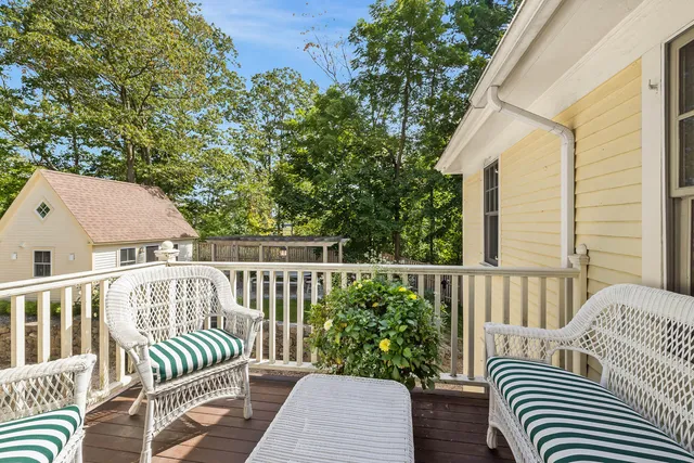 $1,750,000 | 205 Whipple Road, Kittery, ME 03904