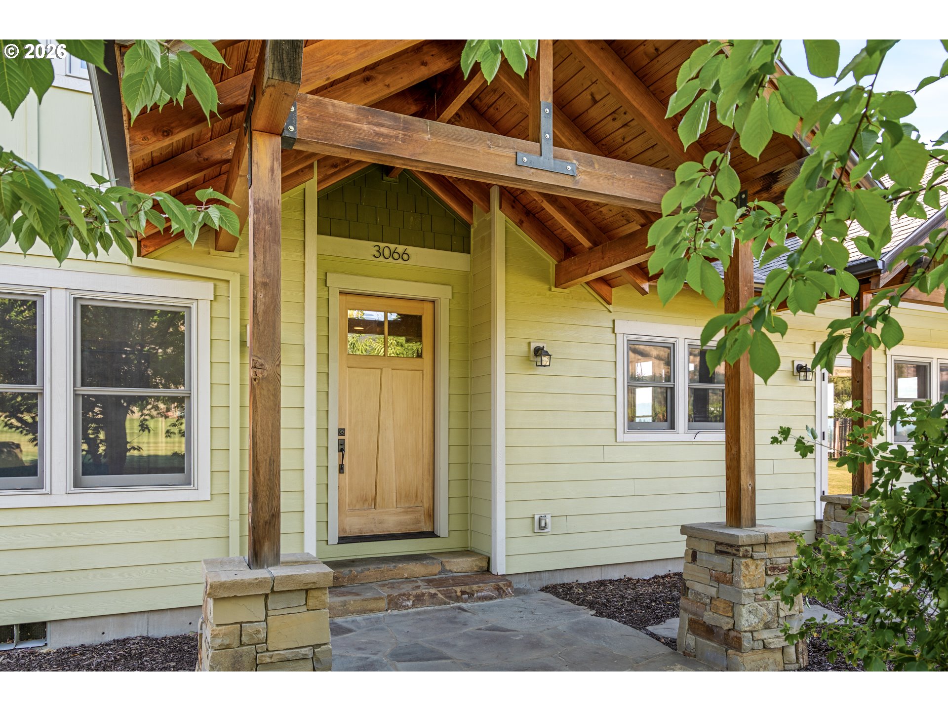 3066 Thomsen Road Hood River, OR 97031 - Photo 7 of 48