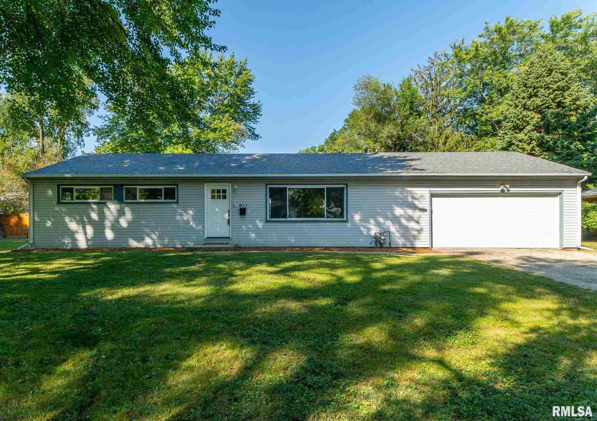 911 Parmon Road Bloomington, IL 61701 - Photo 1 of 22 Gallery Image 1