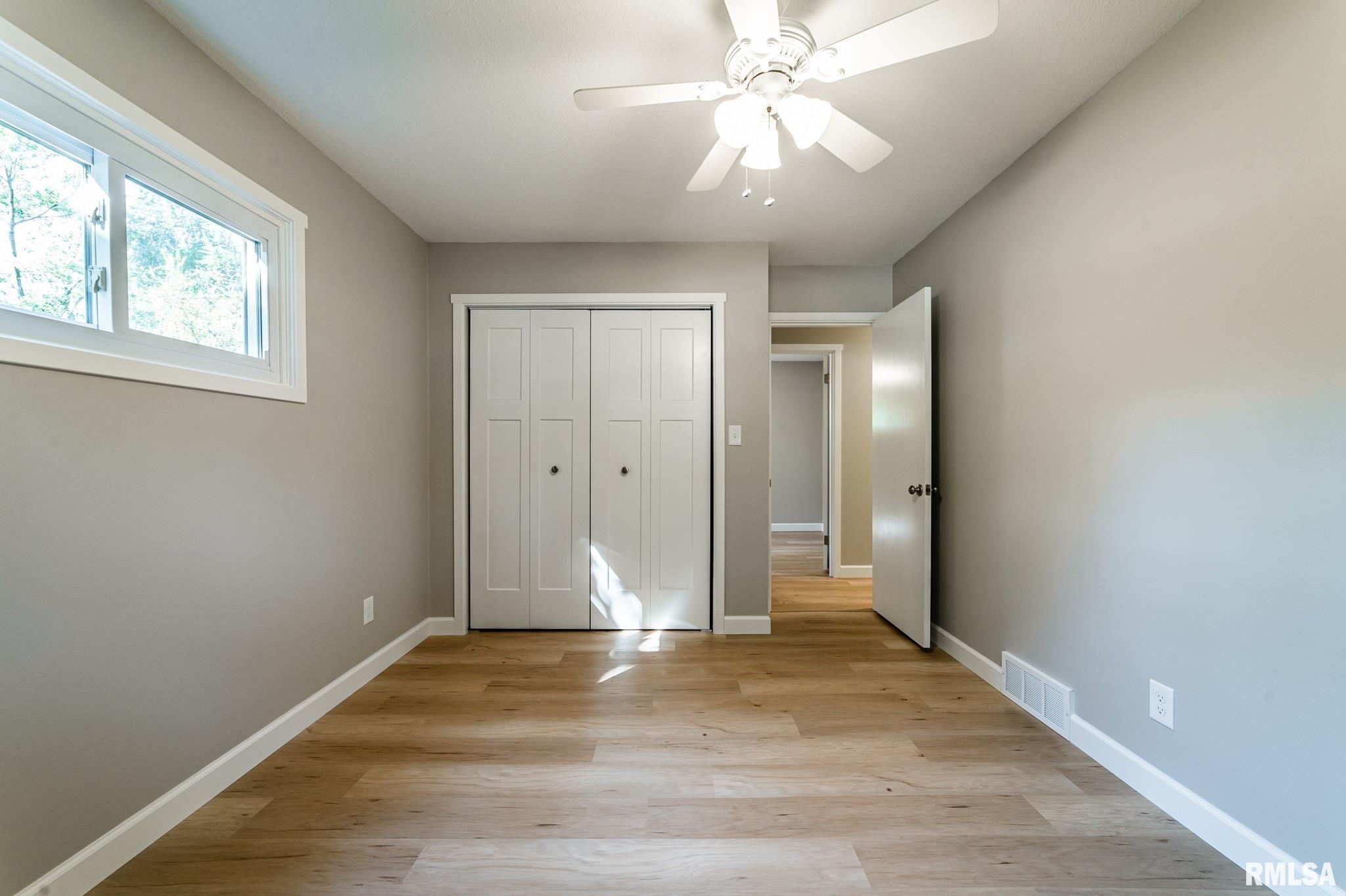 911 Parmon Road Bloomington, IL 61701 - Photo 14 of 22 Gallery Image 14