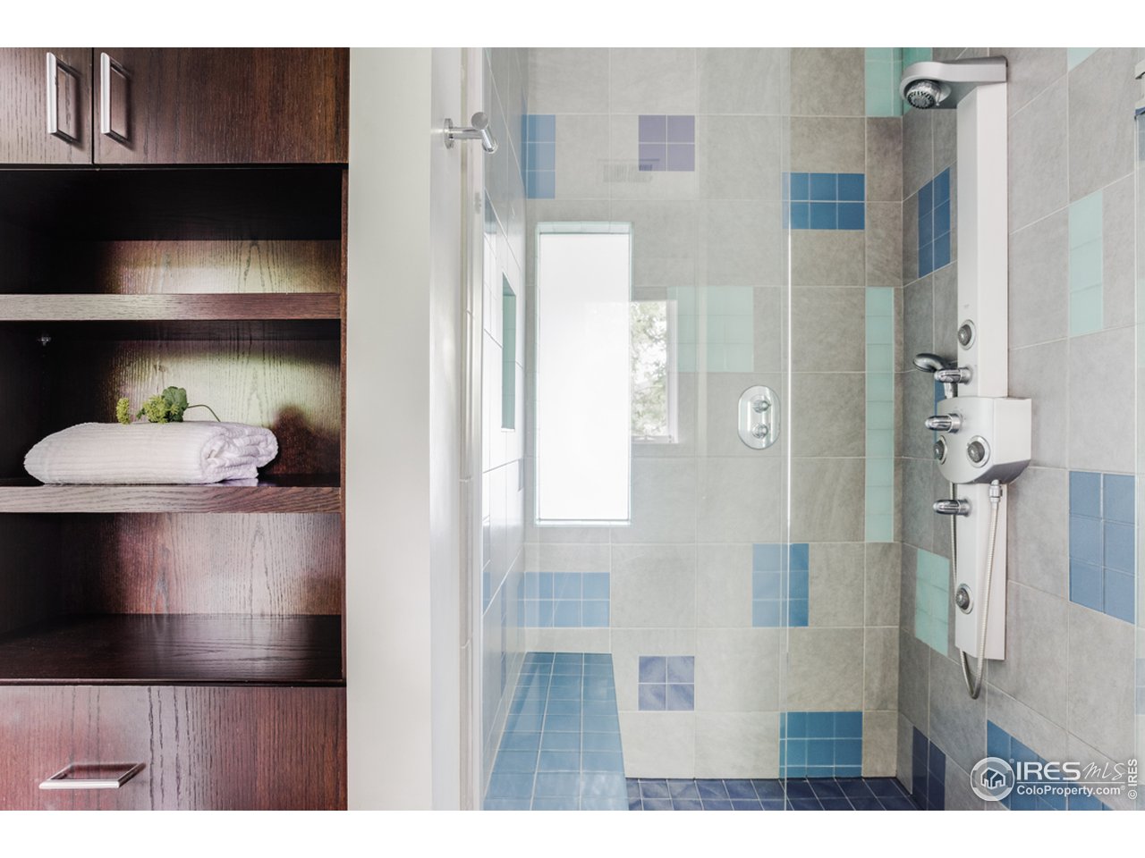 1491 High Street Boulder, CO 80304 - Photo 23 of 40 a bathroom with a sink and a mirror