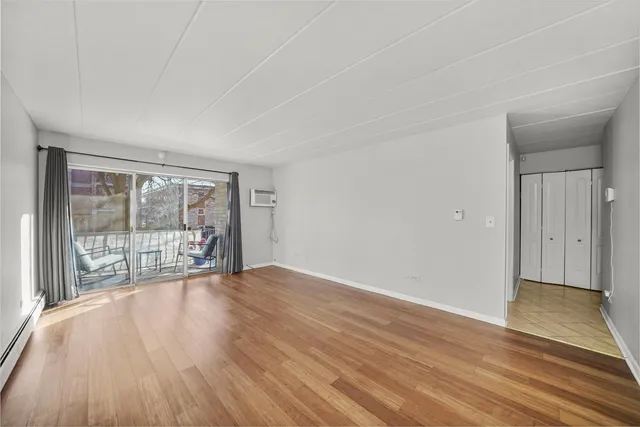 $245,000 | 4240 North Keystone Avenue, Unit 2D, Chicago, IL 60641