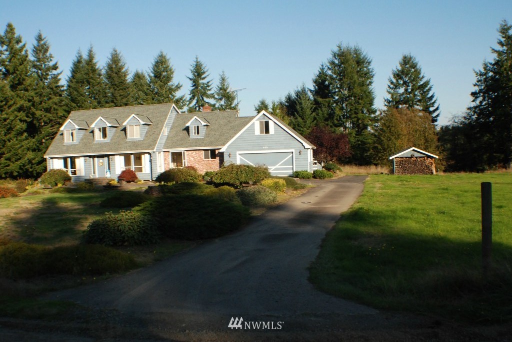 979 Southwest J H Road Port Orchard, WA 98367 - Photo 13 of 25 Gallery Image 13