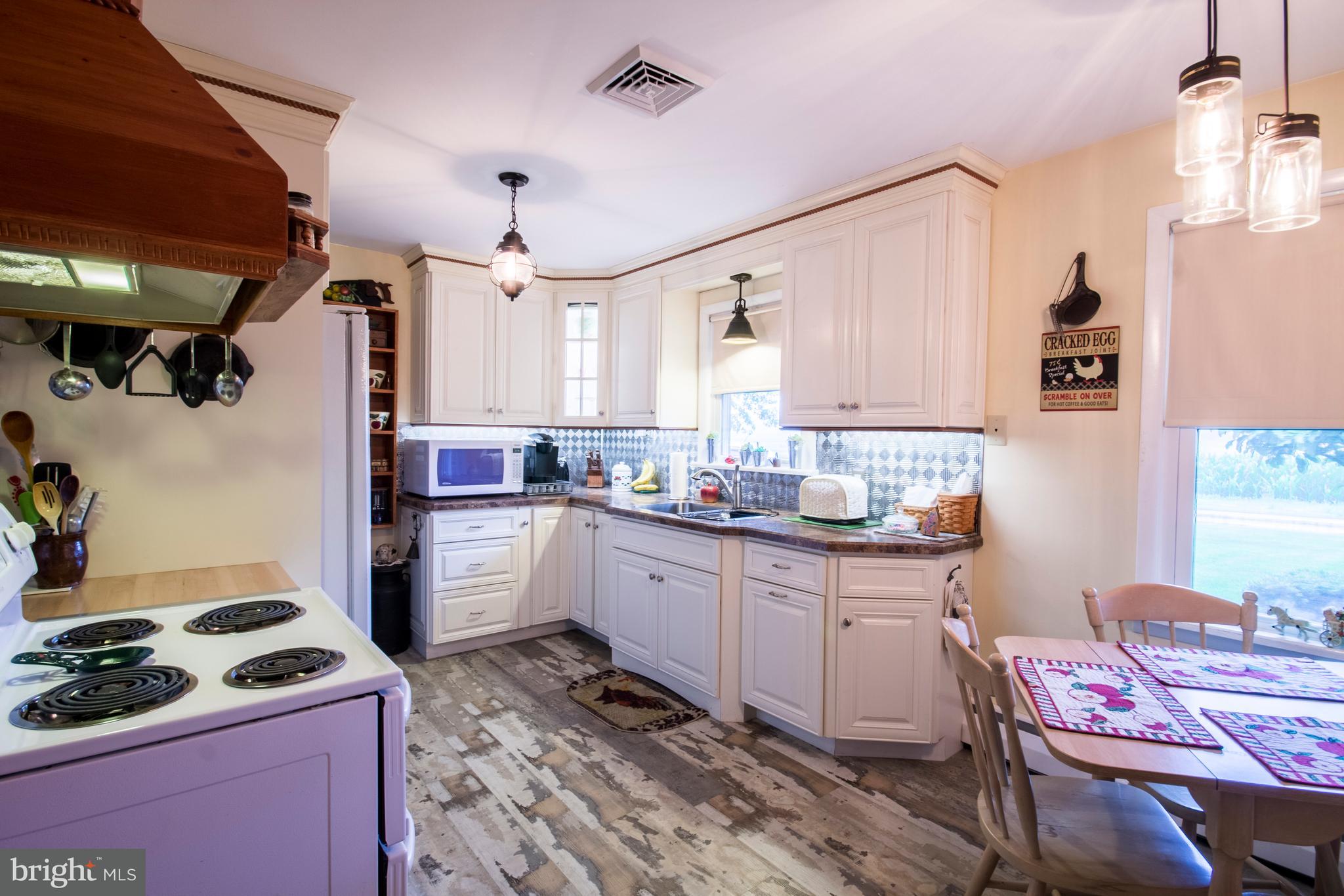 805 East Evergreen Road Lebanon, PA 17042 - Photo 2 of 75 Gallery Image 2