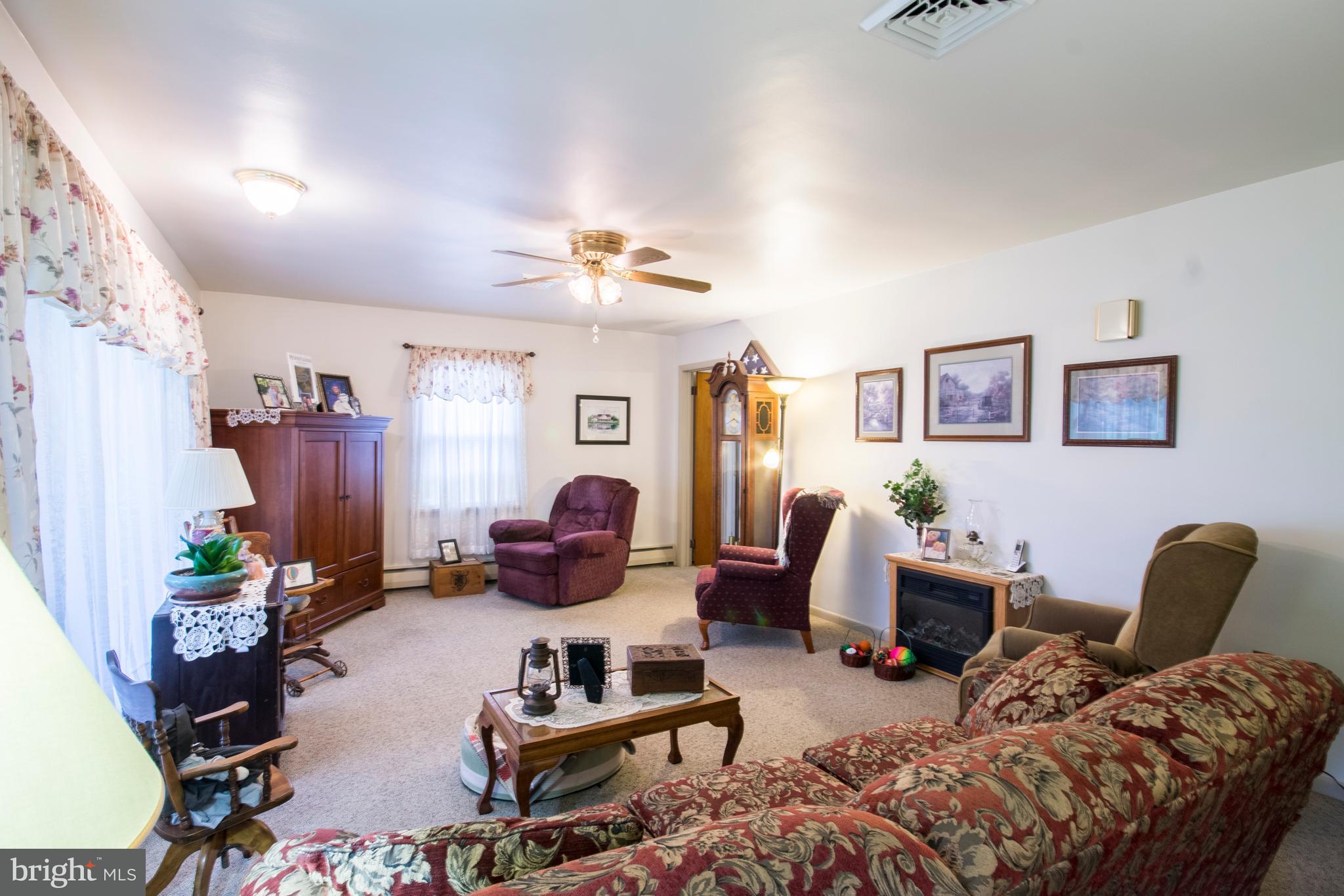 805 East Evergreen Road Lebanon, PA 17042 - Photo 3 of 75 Gallery Image 3