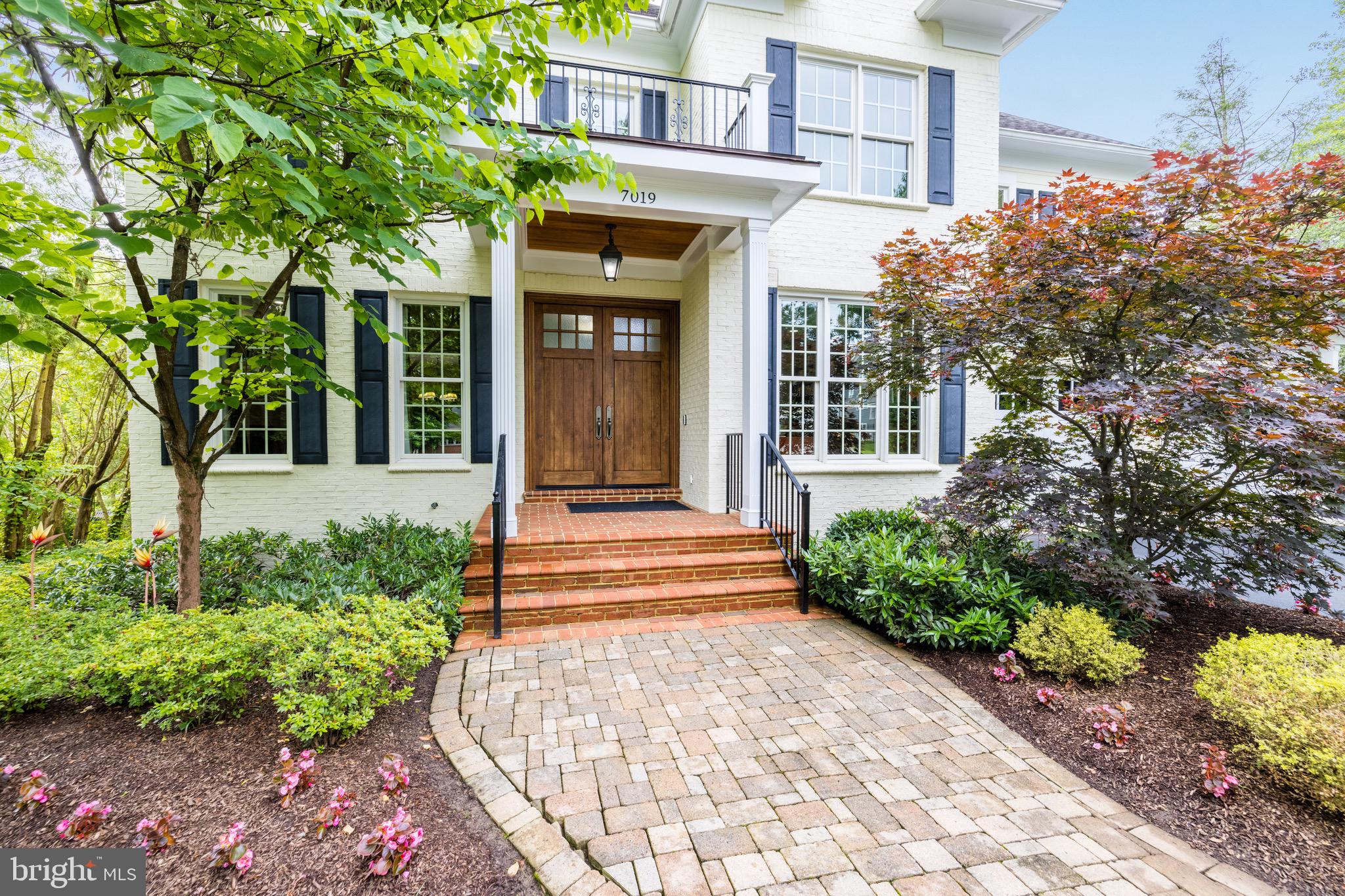 7019 Capitol View Drive McLean, VA 22101 - Photo 4 of 80