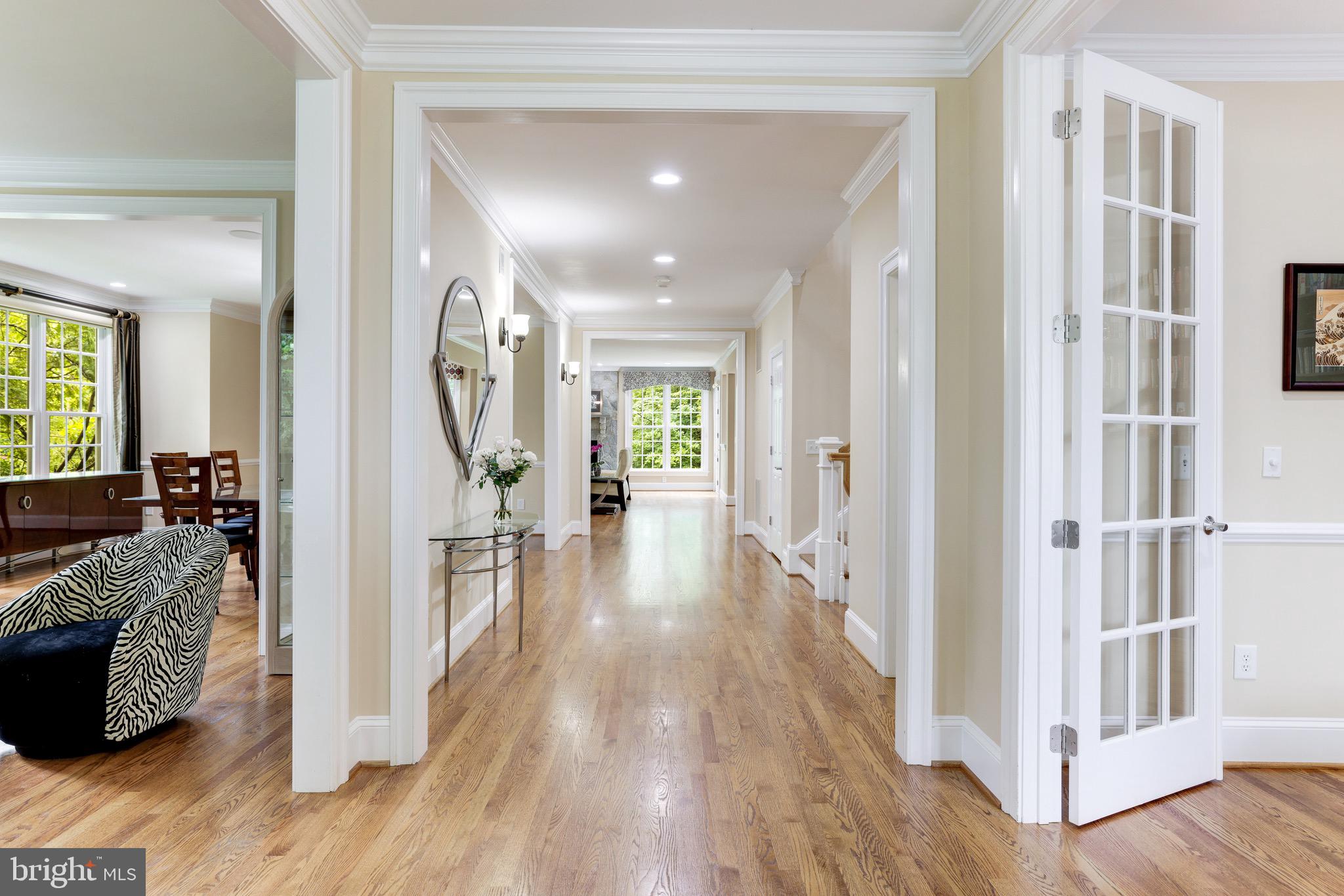 7019 Capitol View Drive McLean, VA 22101 - Photo 10 of 80