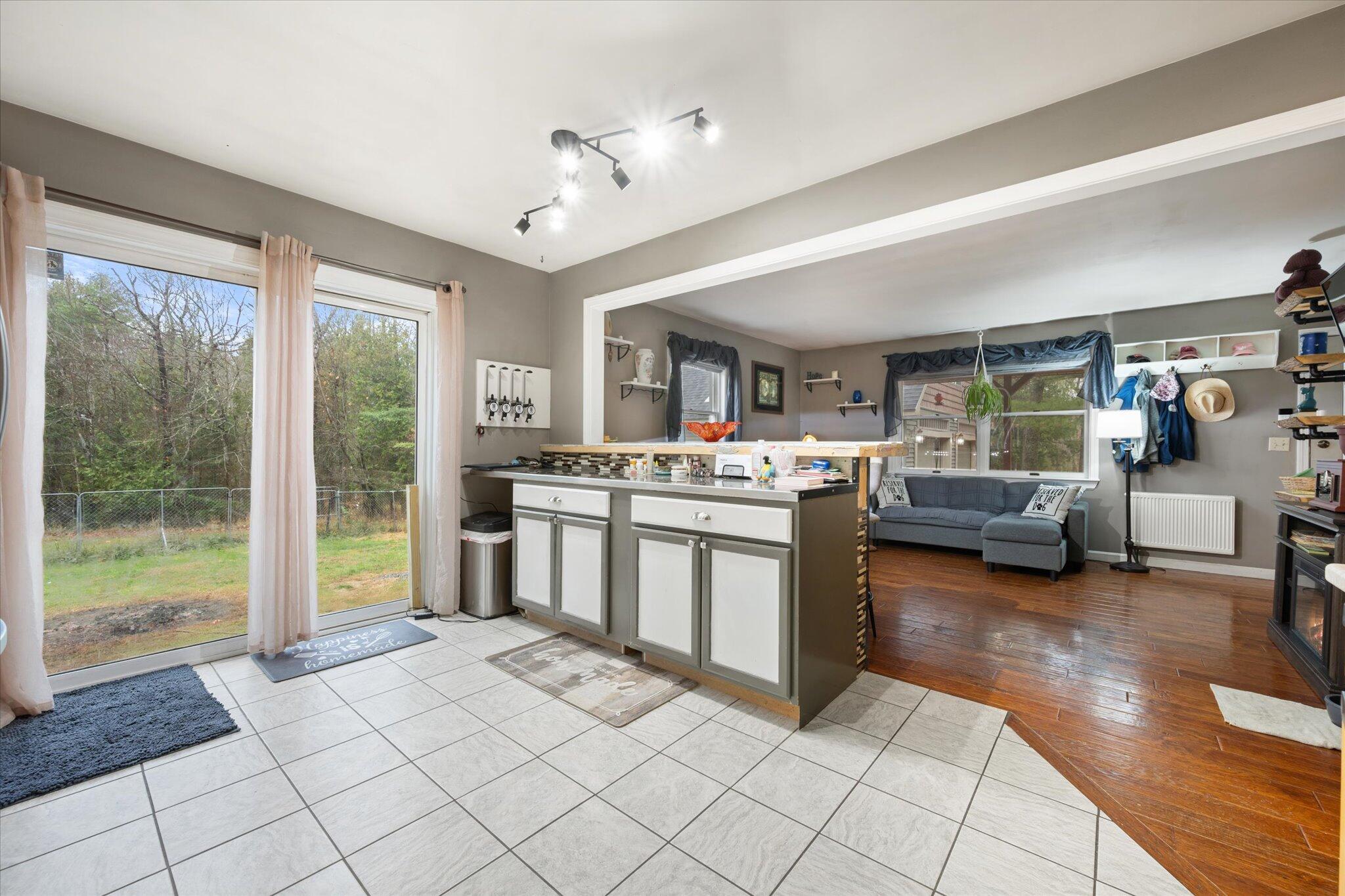 309 Hoxie Hill Road Orrington, ME 04474 - Photo 12 of 64 12-Kitchen