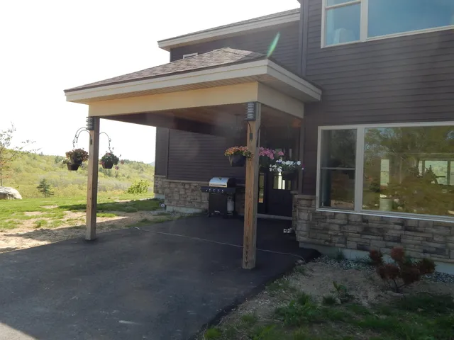 $2,090,000 | 80 Pasture Lane, Brownfield, ME 04010