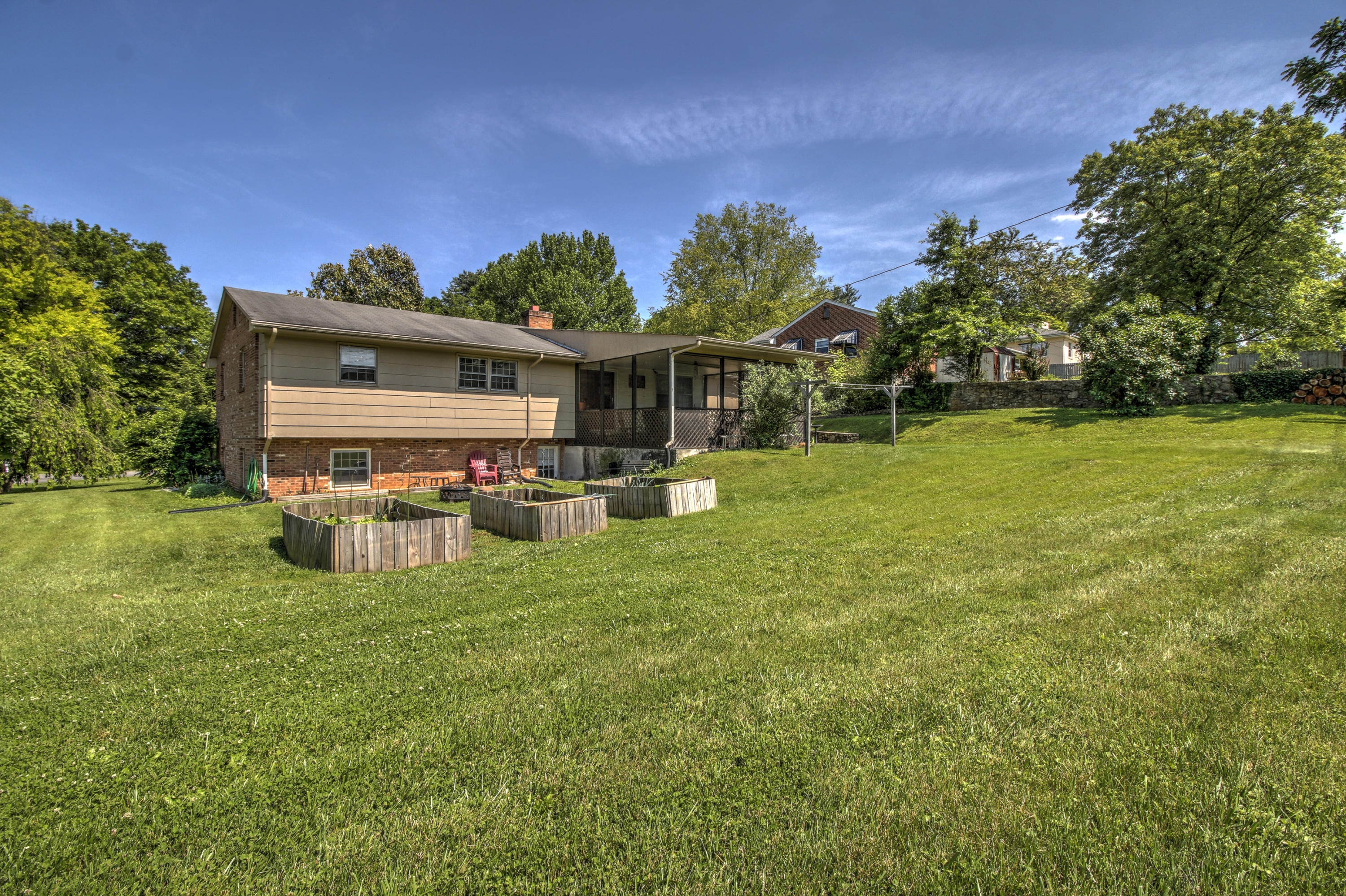 3203 Bromley Road Roanoke, VA 24018 - Photo 26 of 27 _MG_9250_1_2_1