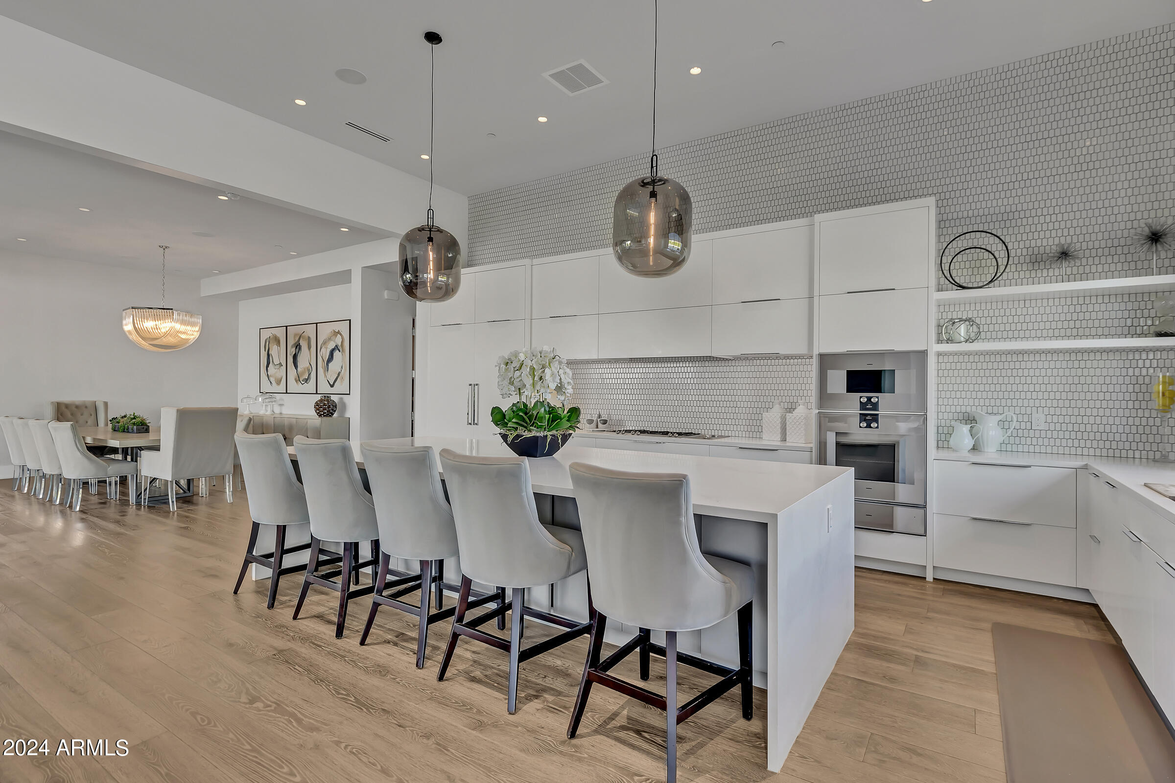 6950 East Cactus Wren Road Paradise Valley, AZ 85253 - Photo 3 of 70 6950 E Cactus Wren Rd-13