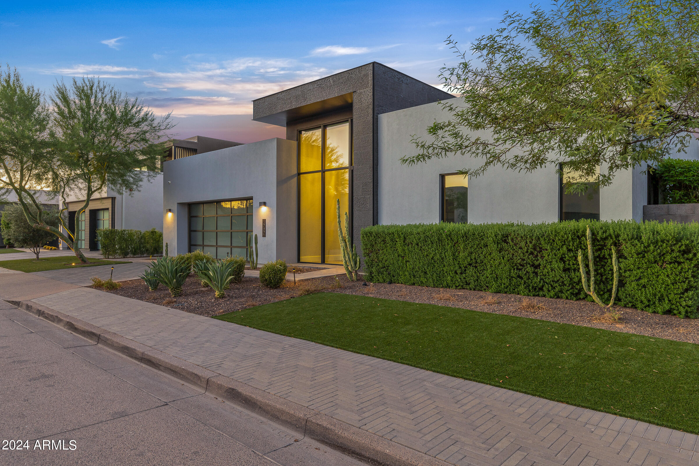 6950 East Cactus Wren Road Paradise Valley, AZ 85253 - Photo 6 of 70 6950 E Cactus Wren Rd-65