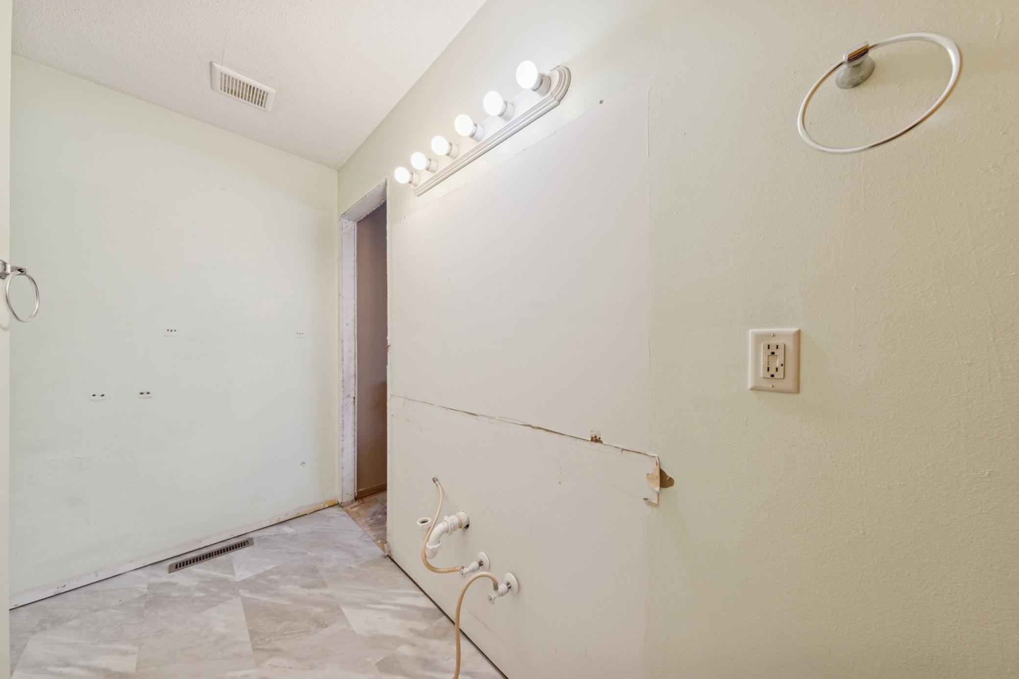 10739 Unity Lane Brooklyn Park, MN 55443 - Photo 19 of 23