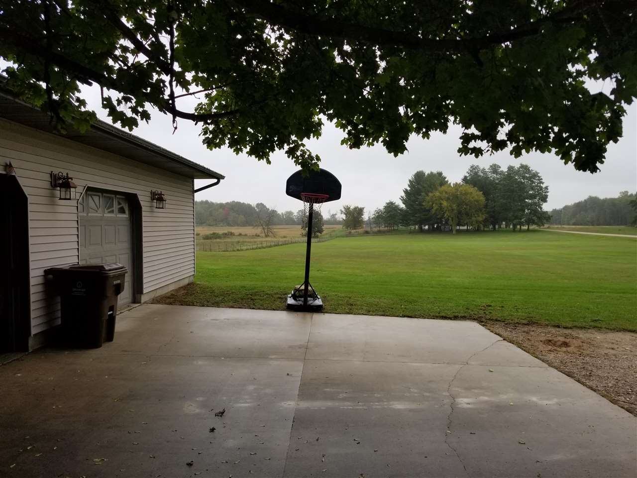 3115 East Millbrook Road Mount Pleasant, MI 48858 - Photo 34 of 38 1853854-33.JPG