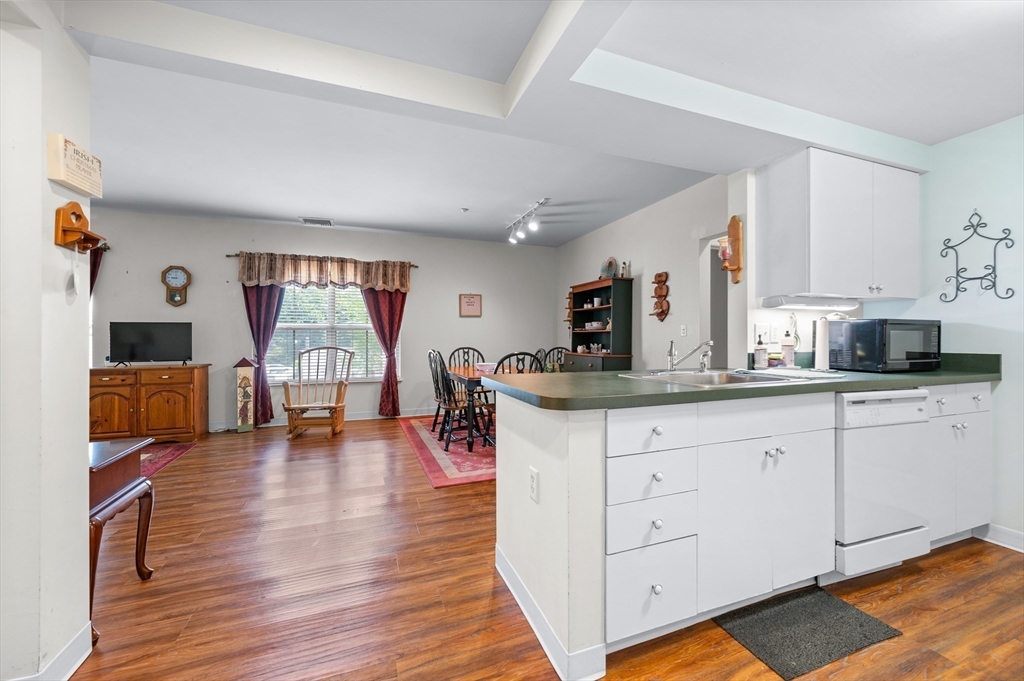 248 Main Street, Unit 207 Hudson, MA 01749 - Photo 6 of 31
