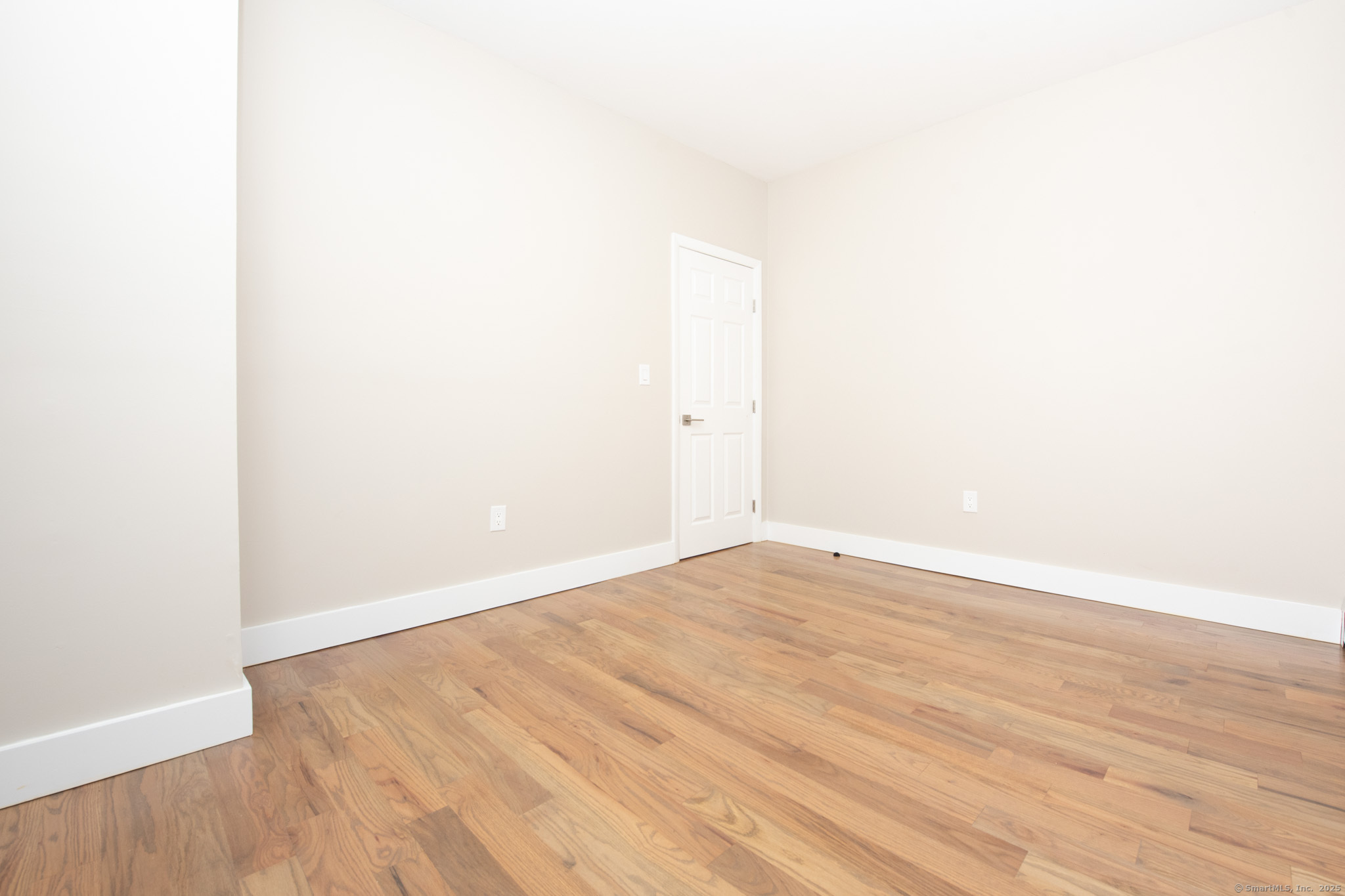 527 East Main Street Bridgeport, CT 06608 - Photo 14 of 25 a view of an empty room