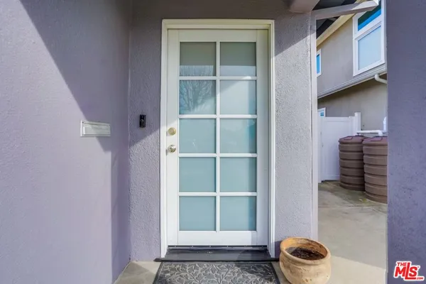 $7,000 | 8404 Holy Cross Place, Los Angeles, CA 90045