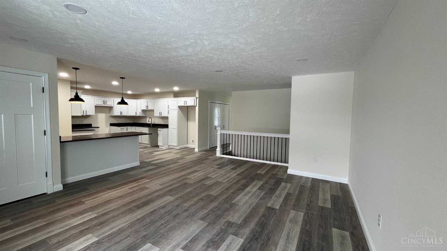 7615 Pea Ridge Road, Unit B Hillsboro, OH 45133 - Photo 3 of 10