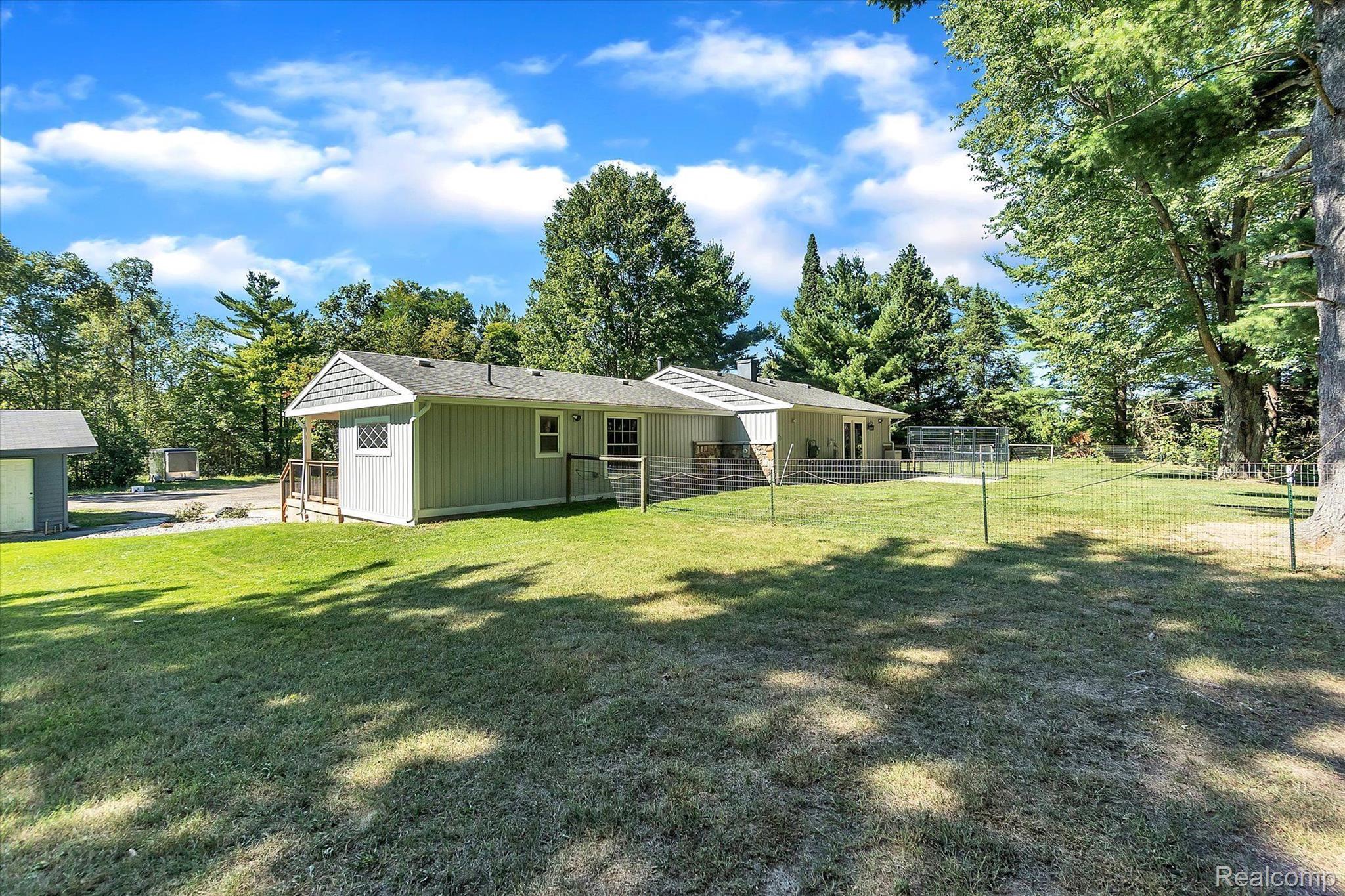 7700 Golf Club Road Howell, MI 48843 - Photo 28 of 33 Gallery Image 28