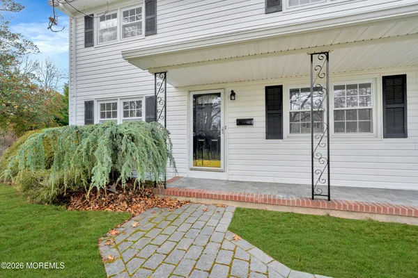 $4,700 | 429 Lake Avenue, Oakhurst, NJ 07755