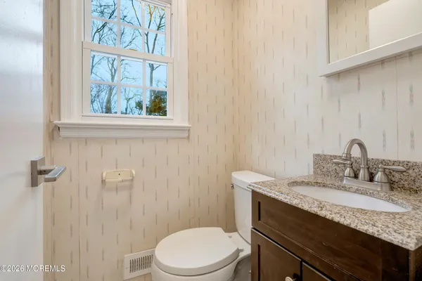 $4,800 | 429 Lake Avenue, Oakhurst, NJ 07755