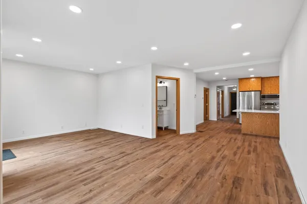 $2,995 | 4437 1st Avenue South, Minneapolis, MN 55419