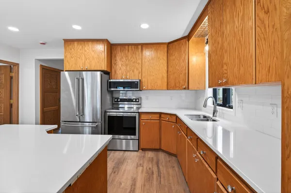 $2,995 | 4437 1st Avenue South, Minneapolis, MN 55419