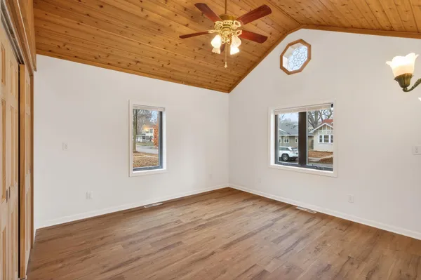 $2,995 | 4437 1st Avenue South, Minneapolis, MN 55419