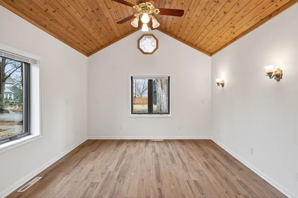 $2,995 | 4437 1st Avenue South, Minneapolis, MN 55419