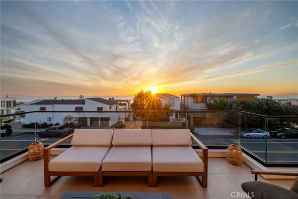 $6,500,000 | 212 Manhattan Avenue, Manhattan Beach, CA 90266