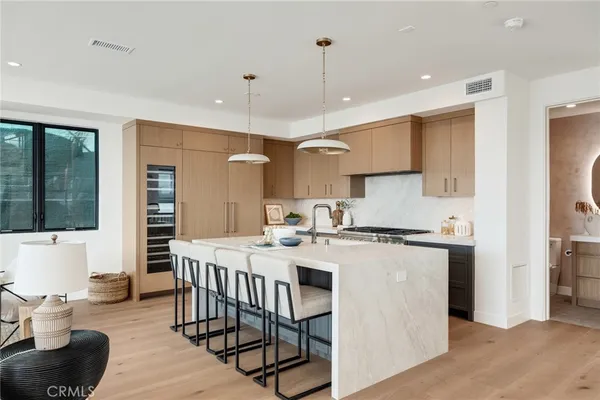 $6,500,000 | 212 Manhattan Avenue, Manhattan Beach, CA 90266