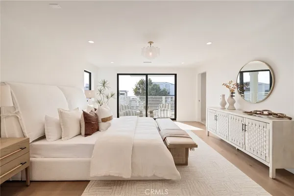 $6,500,000 | 212 Manhattan Avenue, Manhattan Beach, CA 90266