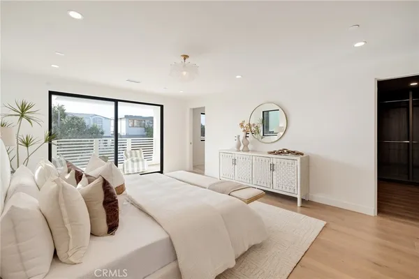 $6,500,000 | 212 Manhattan Avenue, Manhattan Beach, CA 90266