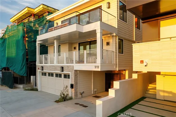 $6,500,000 | 212 Manhattan Avenue, Manhattan Beach, CA 90266