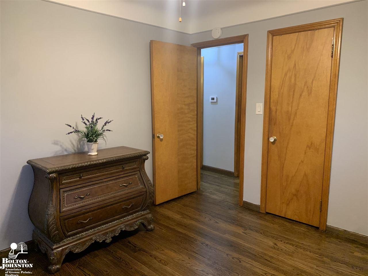 464 Moran Road Grosse Pointe Farms, MI 48236 - Photo 18 of 29