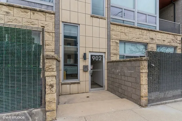 $3,800 | 902 North Elston Avenue, Unit 101, Chicago, IL 60642