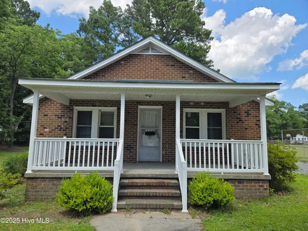$120,000 | 200 Martin Street, Williamston, NC 27892