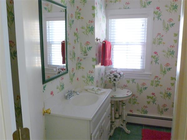 6 Bancroft Road Melrose, MA 02176 - Photo 13 of 15 Gallery Image 13