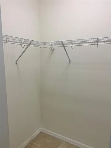 $2,800 | 2921 Trustee Avenue, Sarasota, FL 34243